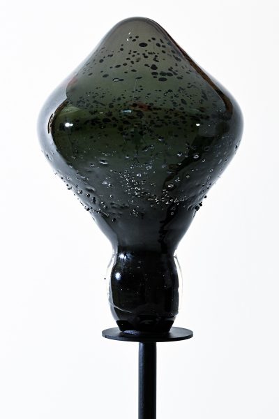 Pauline GUERRIER (1990)
Tako Tsubo XIII, 2023 Verre soufflé 
28 x 19 x 19 cm