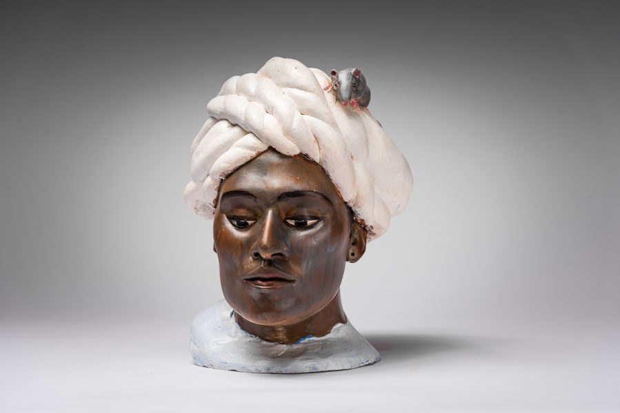 ROSINE BALDACCINI, LA SOURIS, PLÂTRE PEINT, 27 × 26 × 28 CM