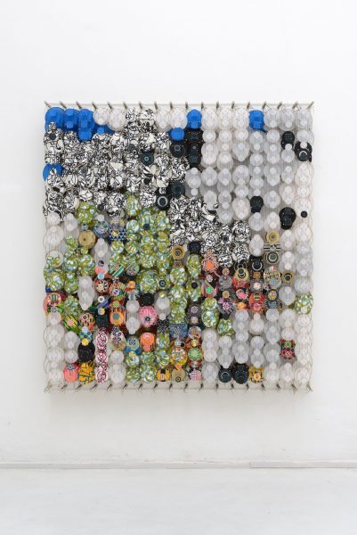 Jacob Hashimoto, The Slough of Boundless Measures, 2019, bambou, acrylique, pigments, papier, nylon et Dacron, 167,5 x 154,5 x 20 cm