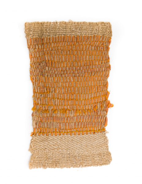 SHEILA HICKS, SANS TITRE, RAFIA ET SOIE, 24.5 × 15 CM